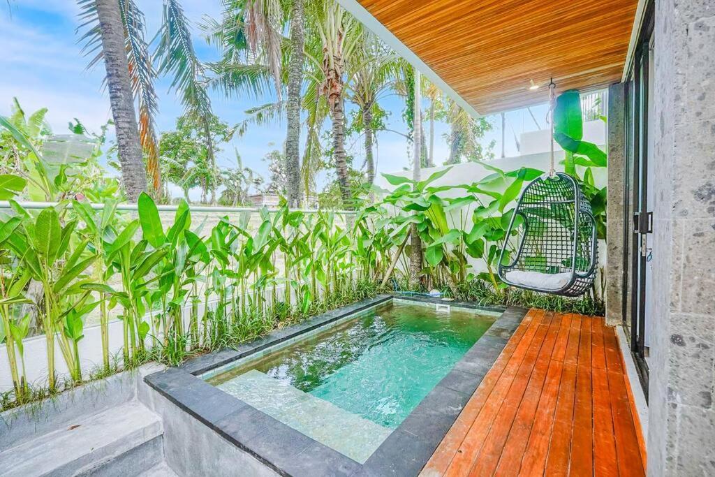 Tiny Villa Nyanyi - Stylish Villa in Serene Location 5 Mins to Beach view 2