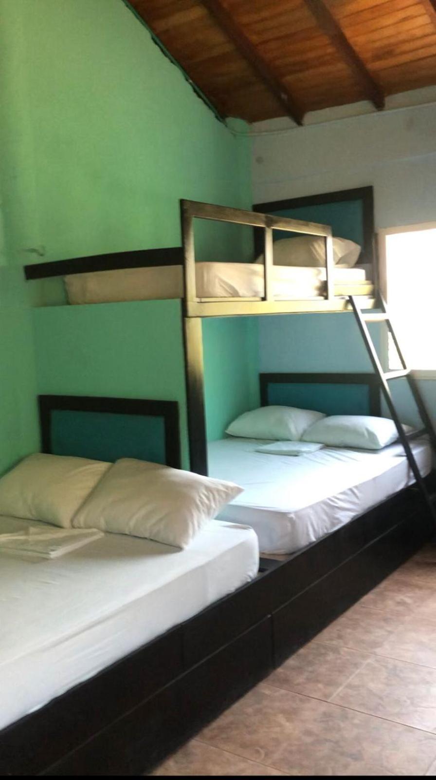HOSTAL MARIA ISABEL
