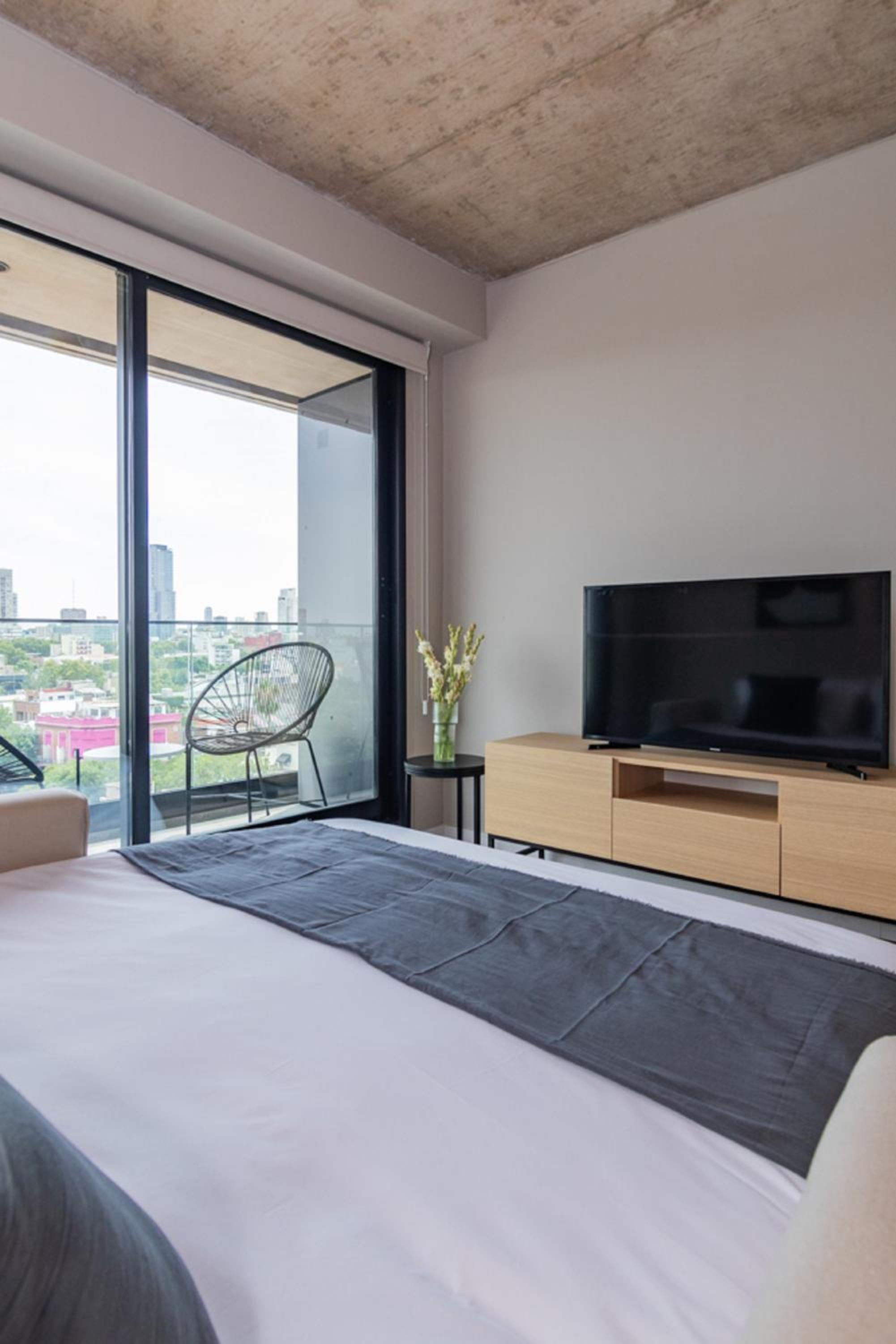Milenia Soho by iPPA