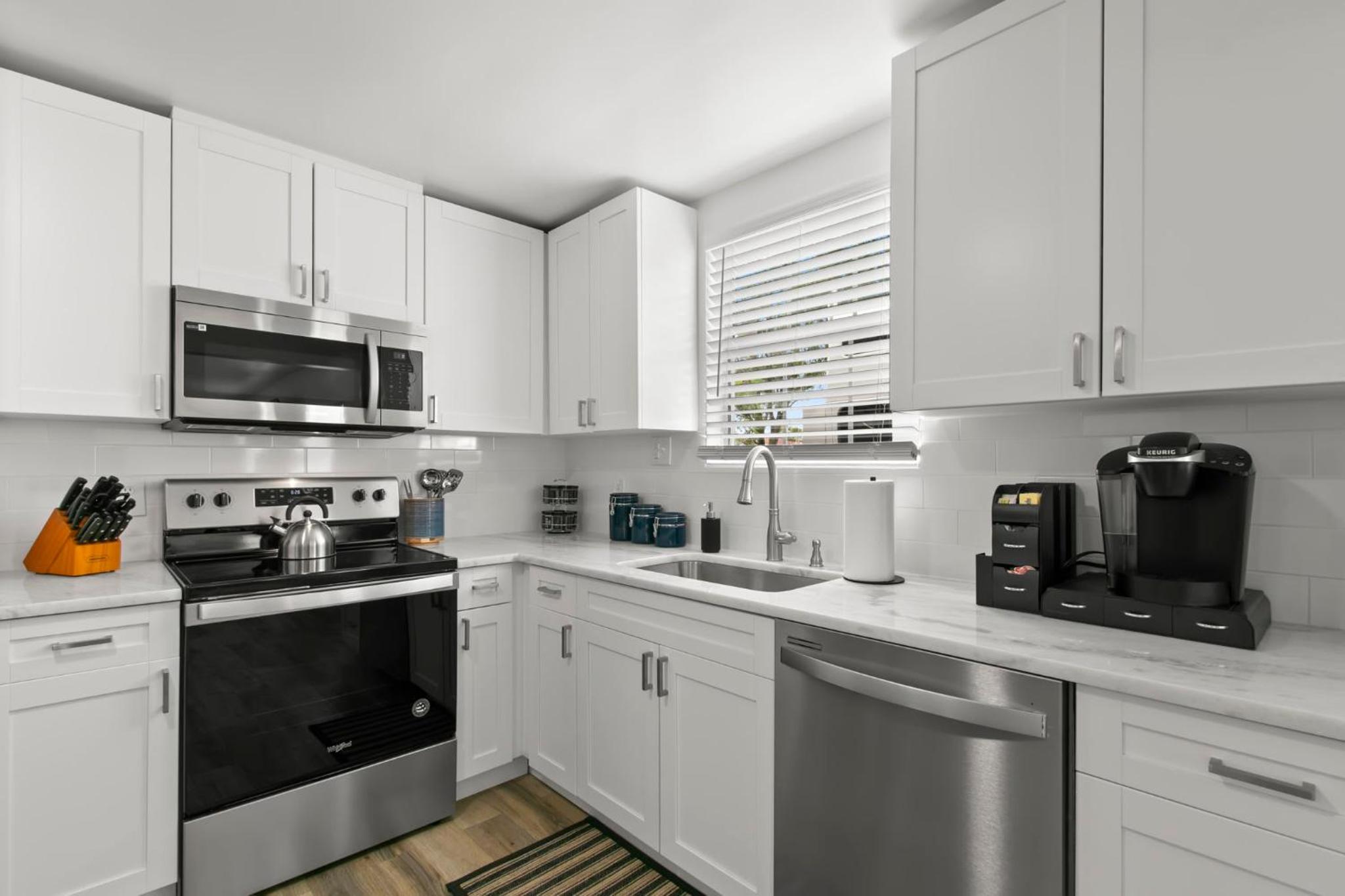 NEW St Pete Retreat - Newly Updated Pet Friendly, photo 15