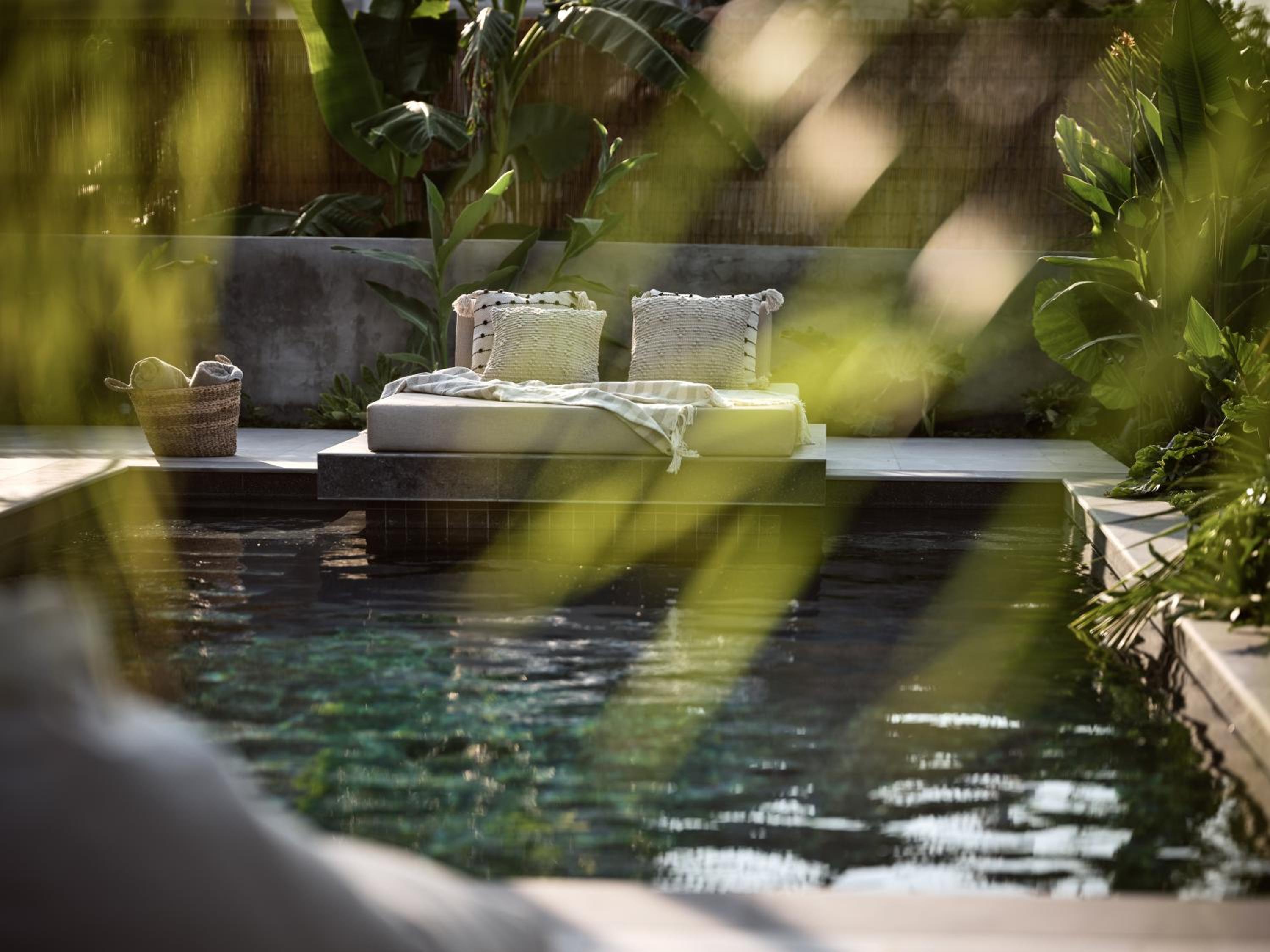 Theros Exotica Loft Villa Contemporary 2BR W pool in Tsilivi Hills photo 2