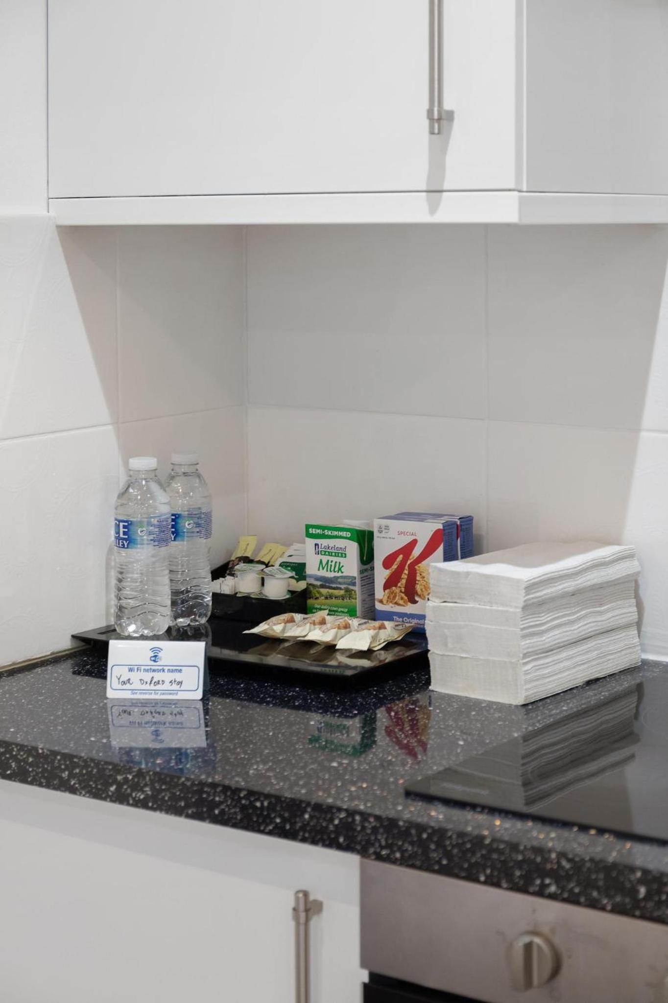 Modern City Centre Flat view 4