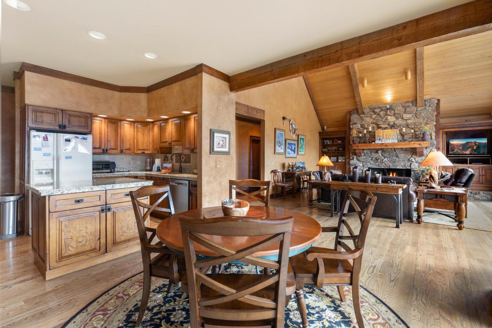 Catamount Lodge view 5