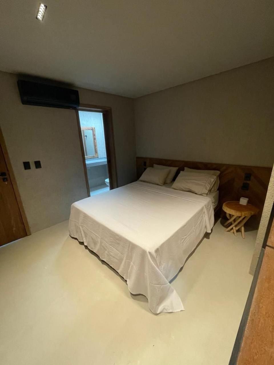 Casa AWA E07 - Milagres com Piscina à Beira-Mar