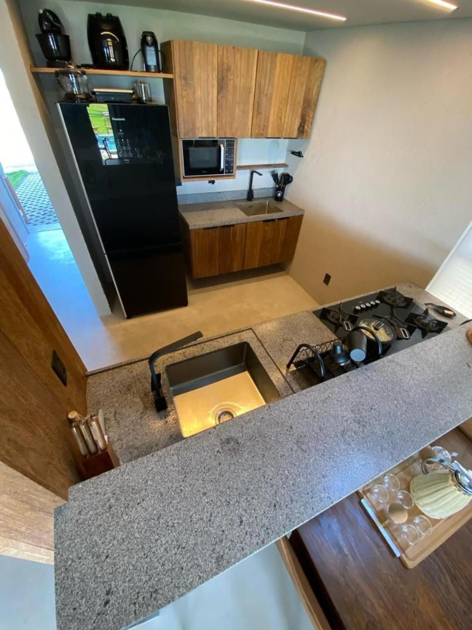 Casa AWA E07 - Milagres com Piscina à Beira-Mar