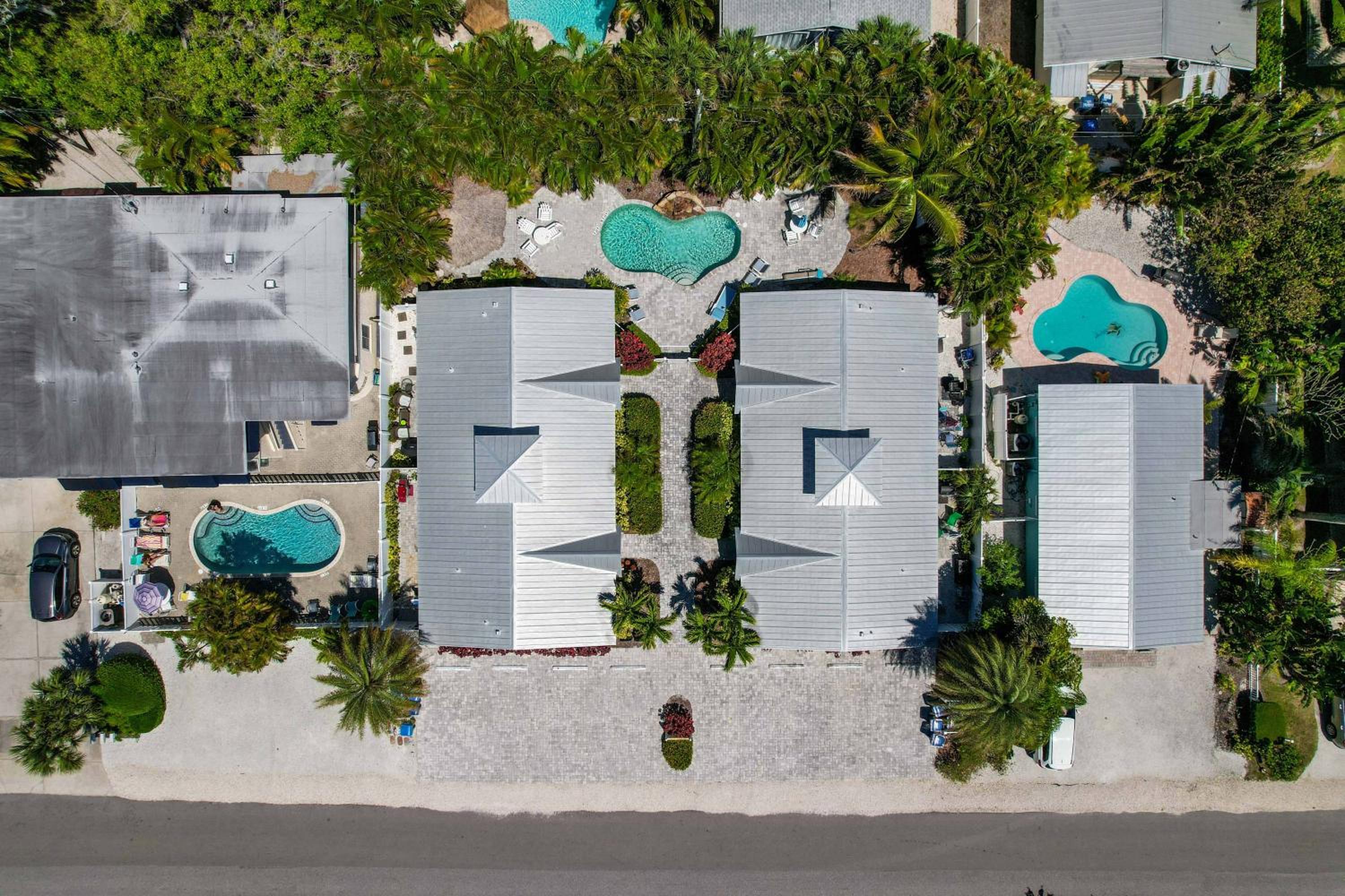 Steps to the Beach, Modern Beach Bungalow
