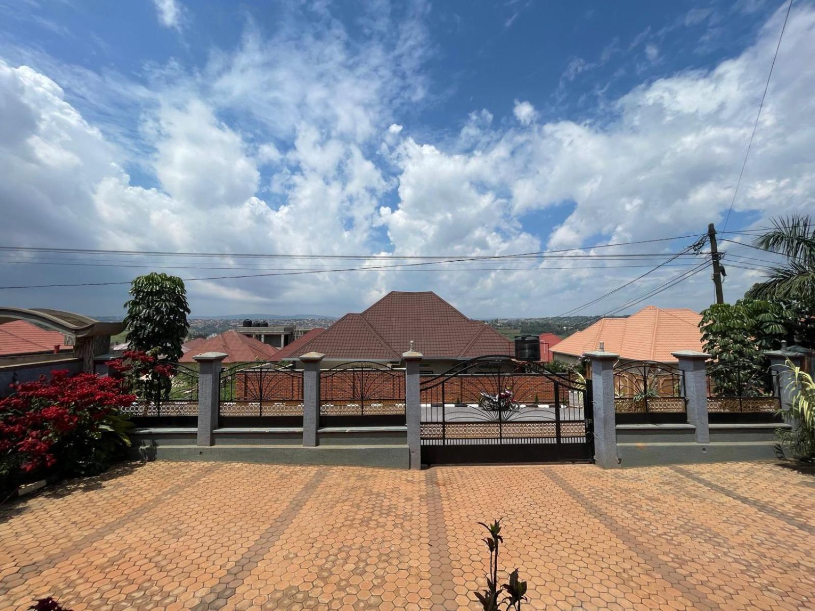 Stunning 2-Bed Apartment in Kigali view 3