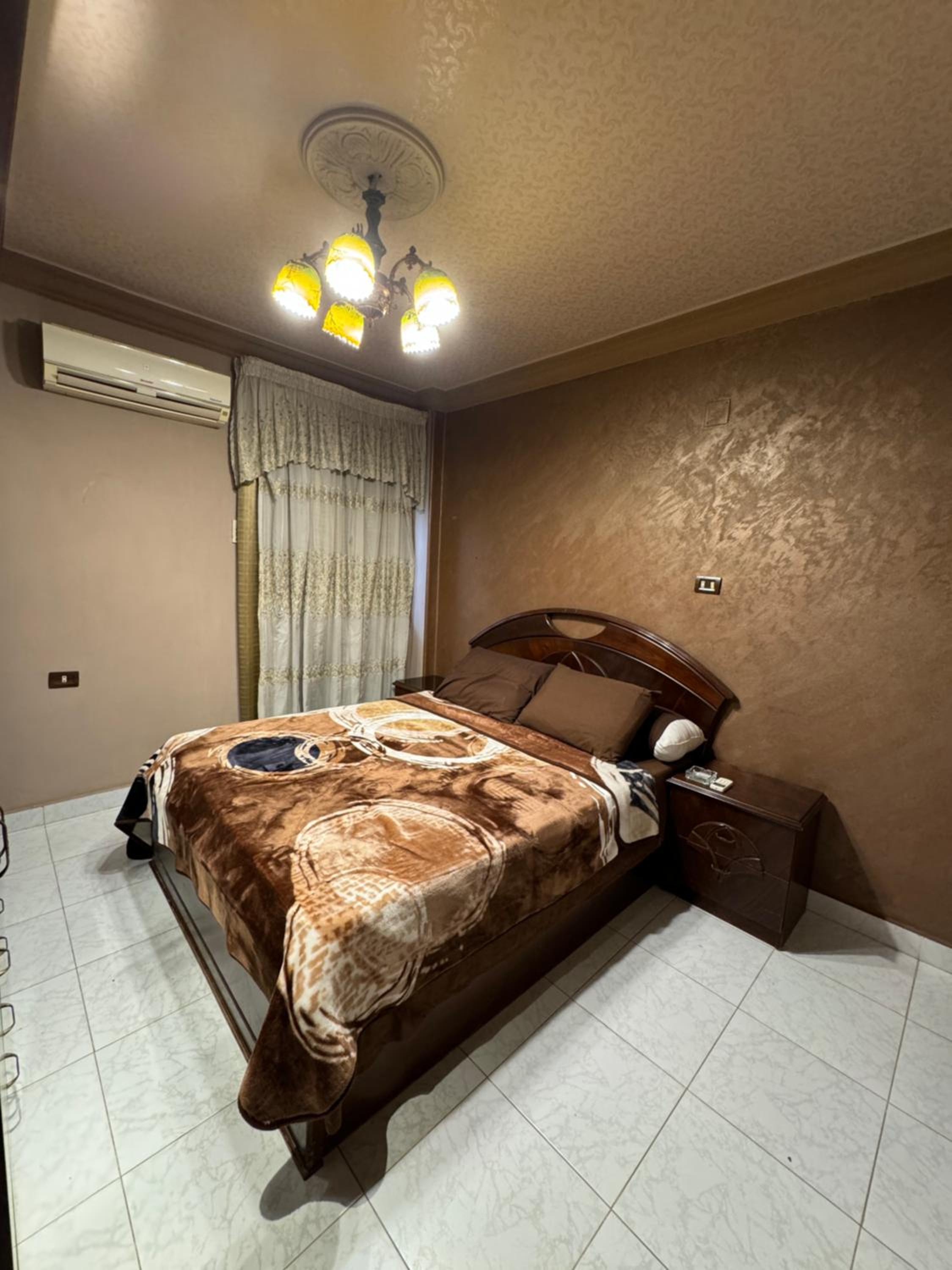 Diamond Apartment