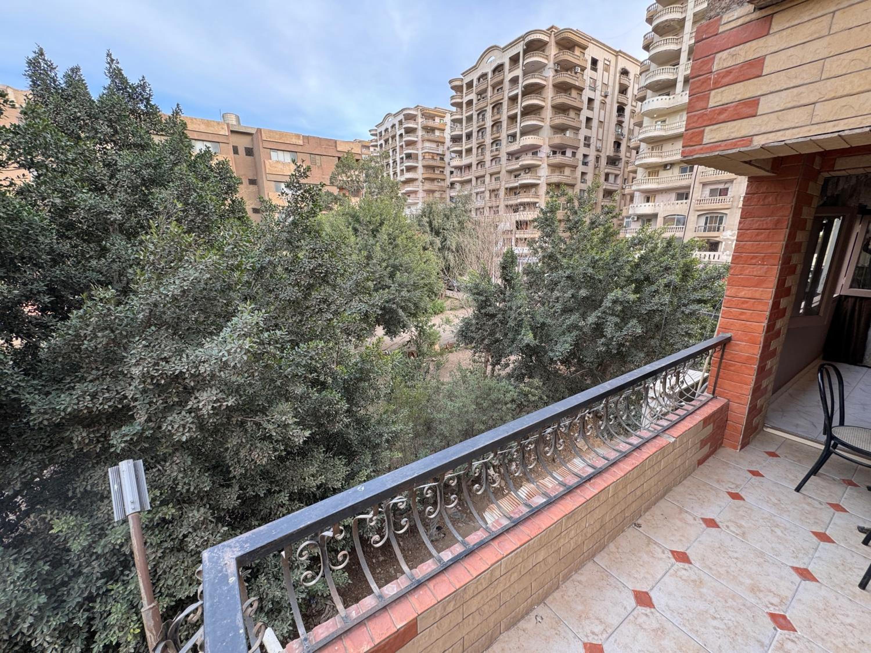 Diamond Apartment