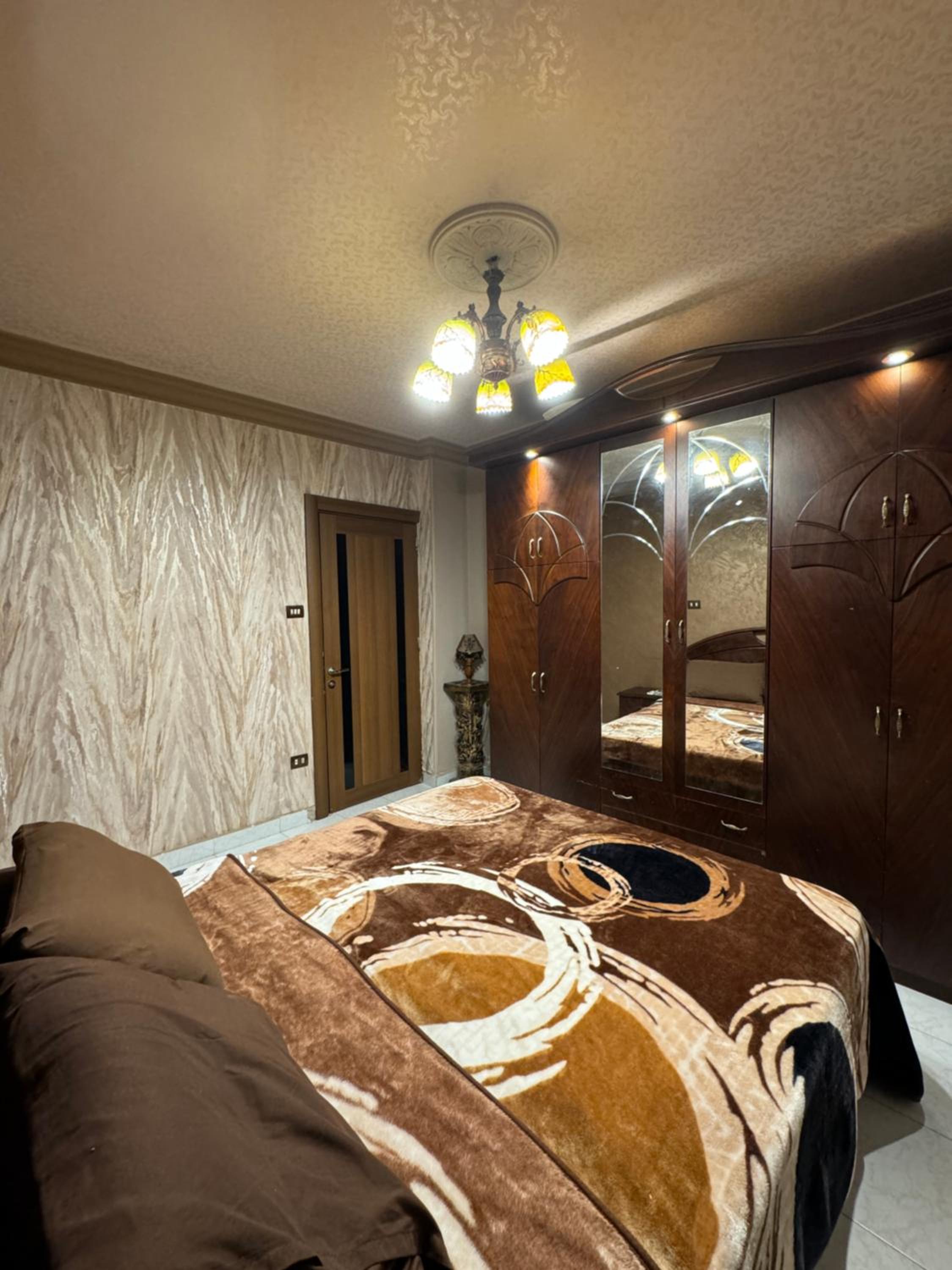 Diamond Apartment