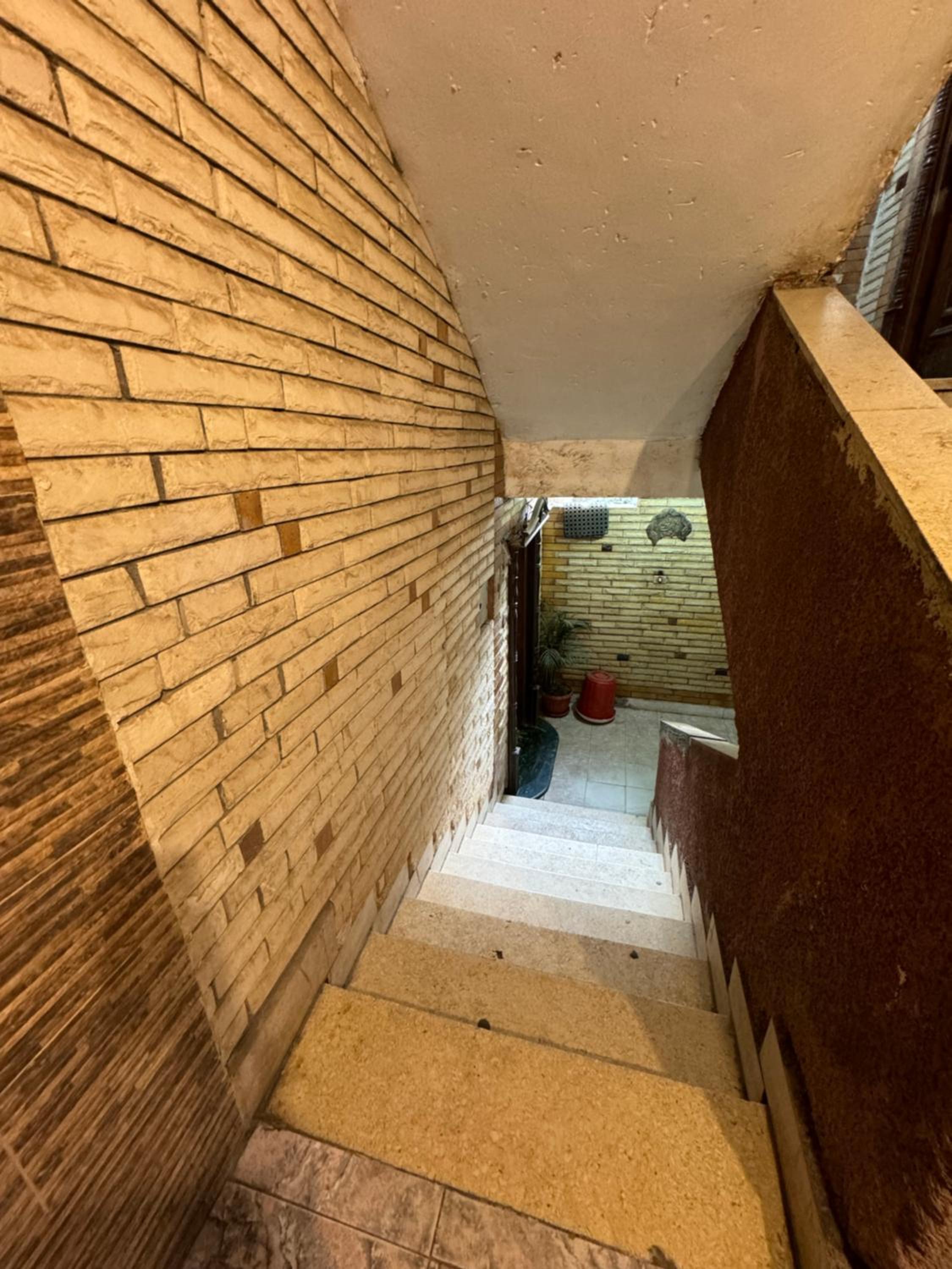Diamond Apartment