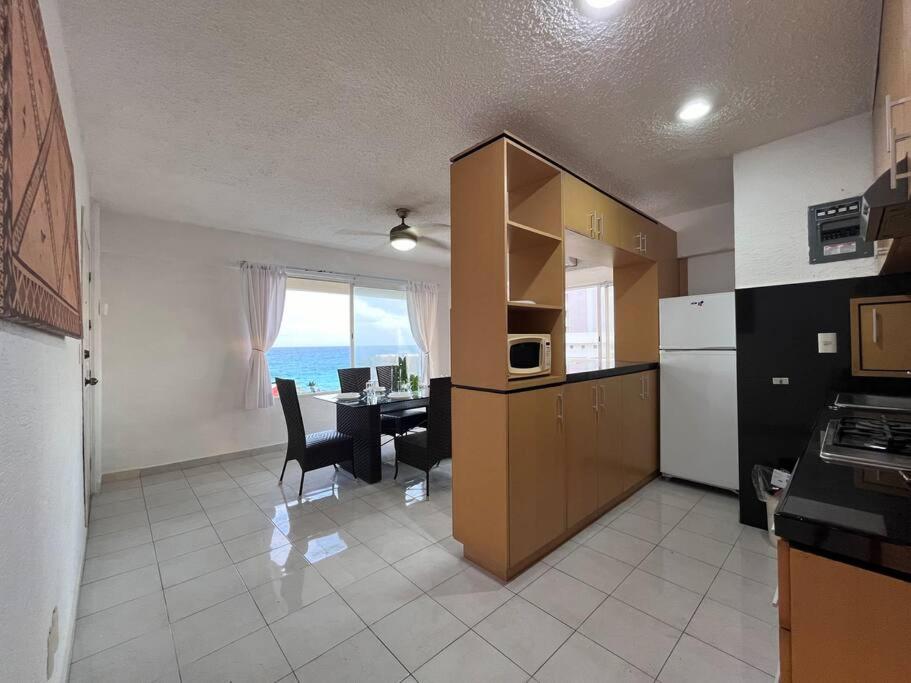 Acogedor condo con vista al MAR