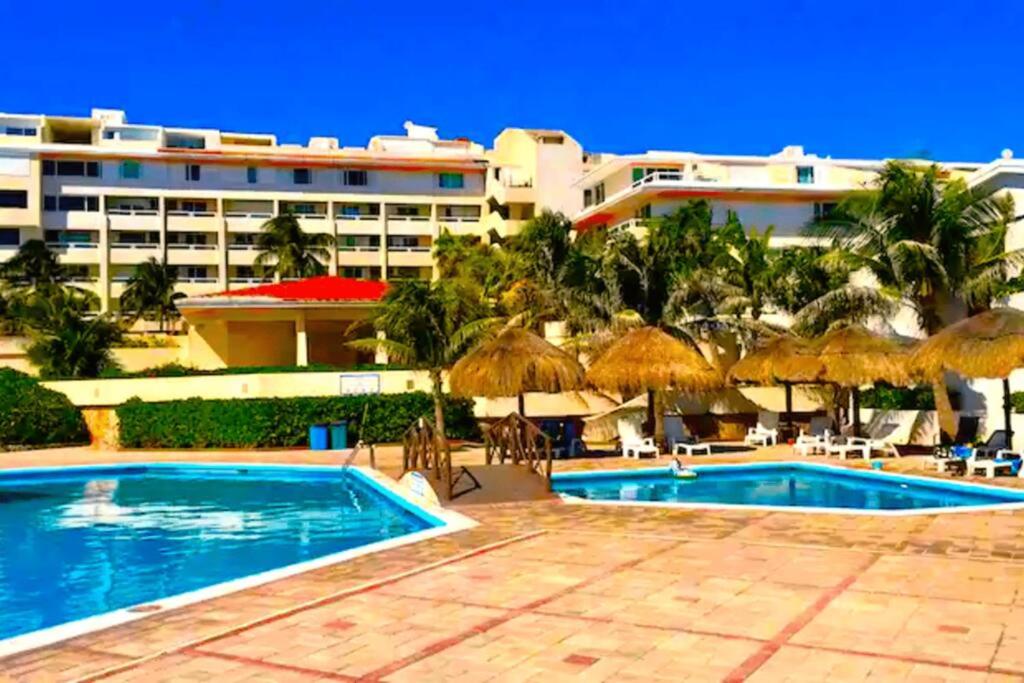 Acogedor condo con vista al MAR