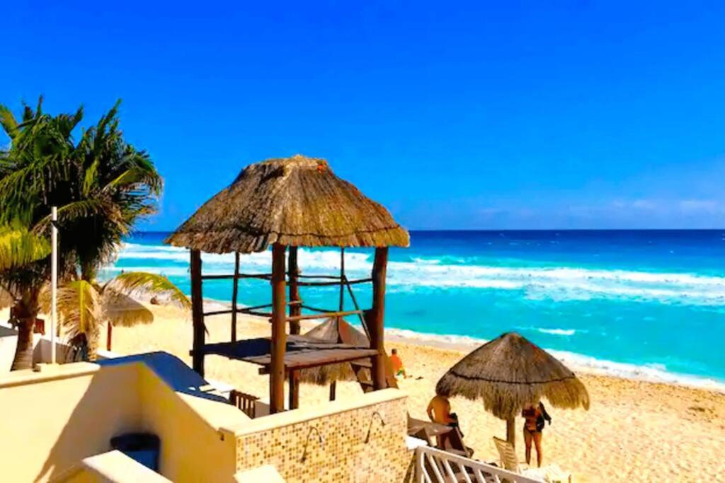 Acogedor condo con vista al MAR