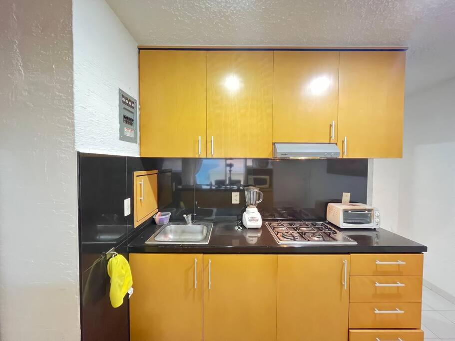 Acogedor condo con vista al MAR