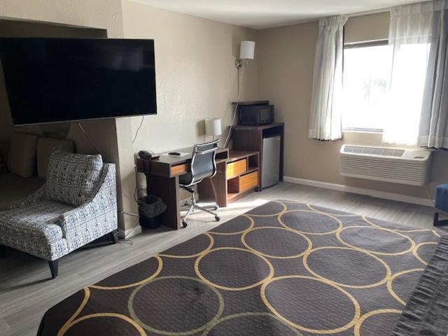 Super 8 by Wyndham Alton, Billede 45