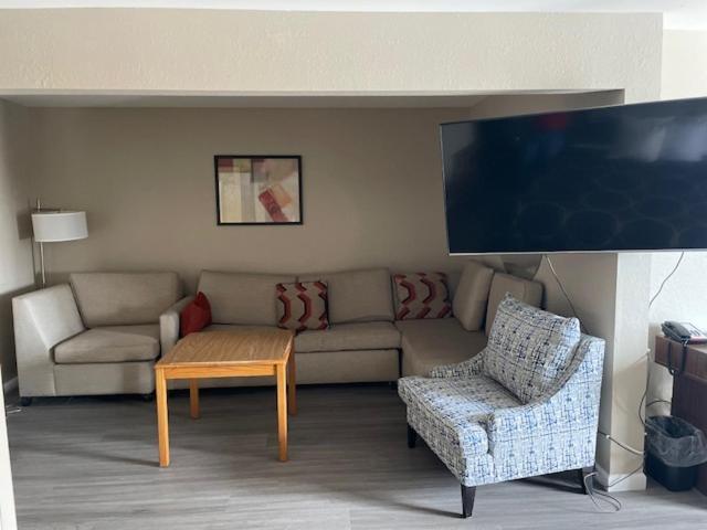 Super 8 by Wyndham Alton, Billede 38