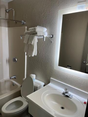 Super 8 by Wyndham Alton, Billede 37