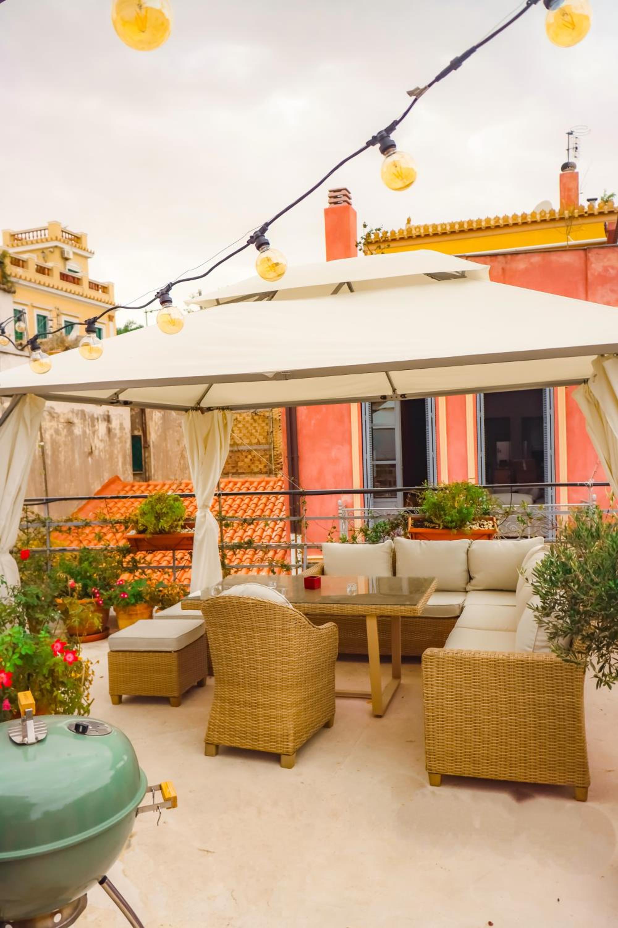 The Acropolis House of Flowers~Private Roof Garden