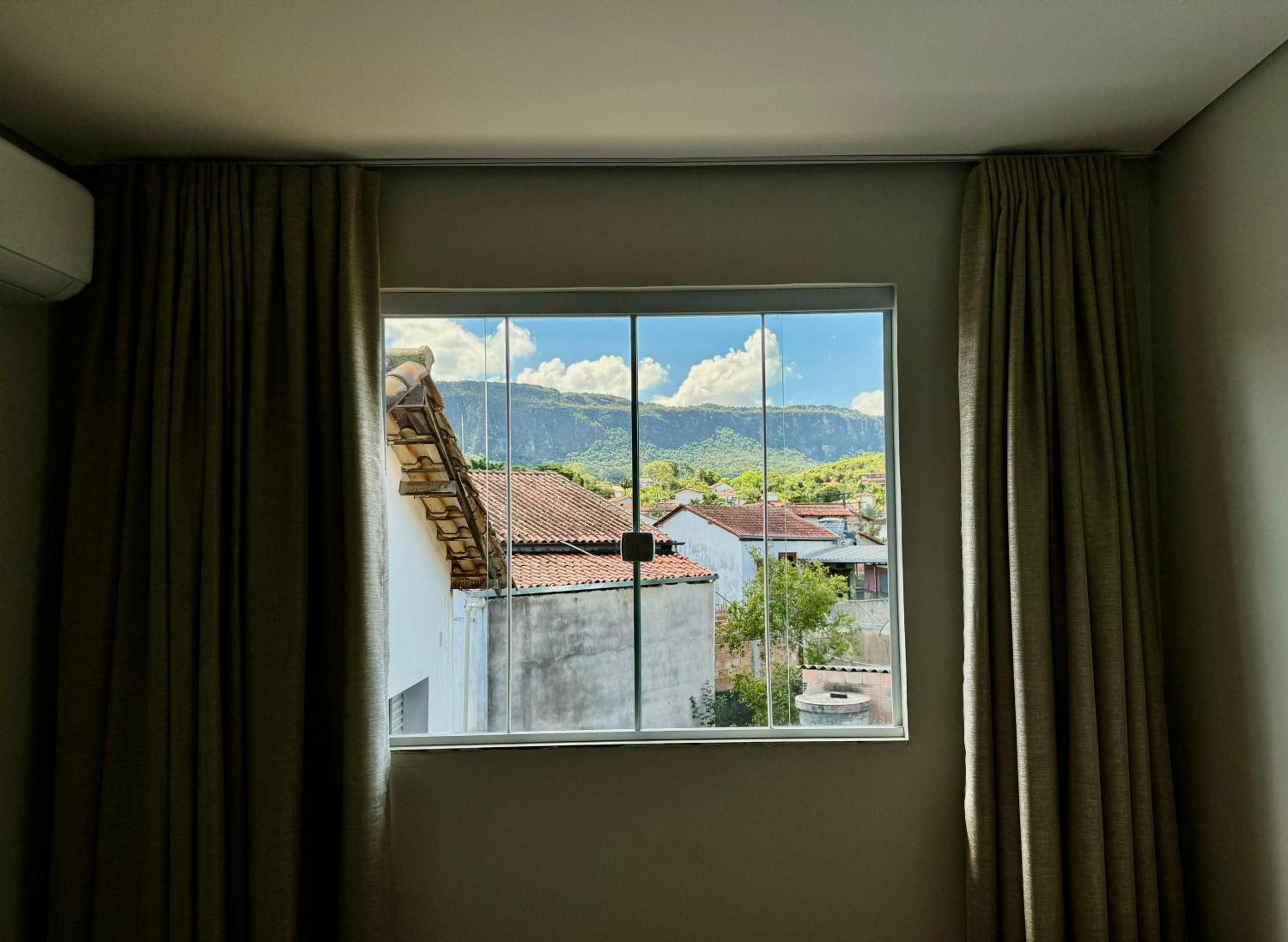 Apartamentos a 200m do centro - Hospedaria Villa da Pedra