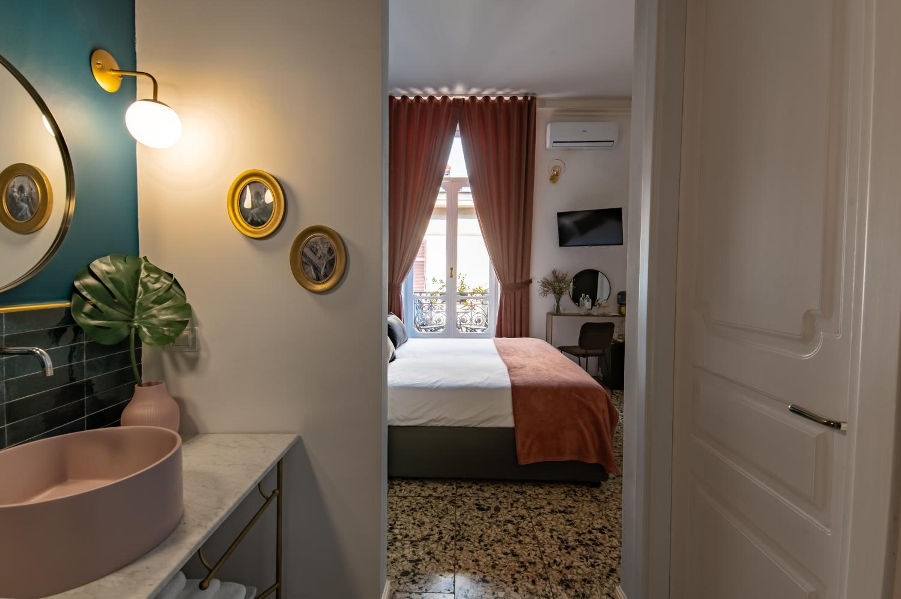 Quatrum Napoli - B&B