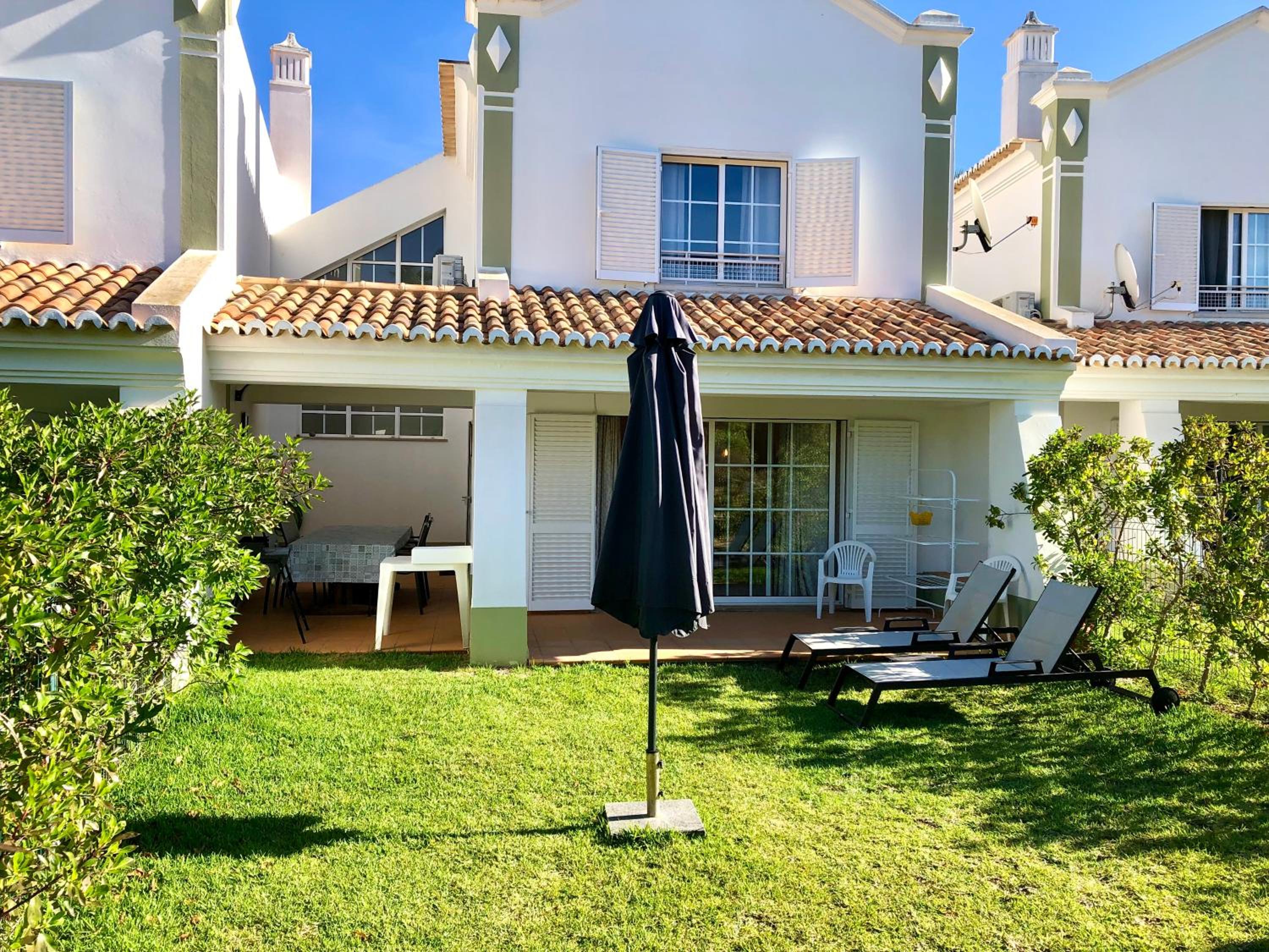 Jardins da Galé Beach House view 5
