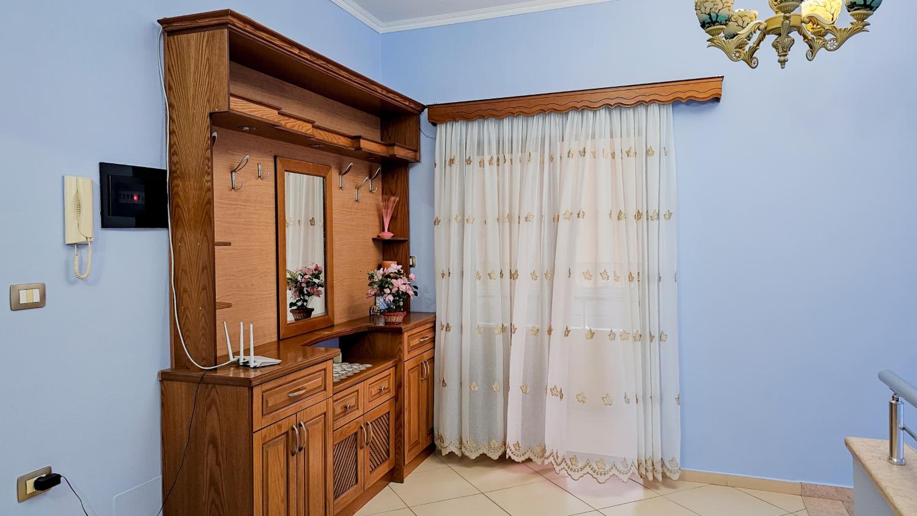 Guest House Edison photo 3