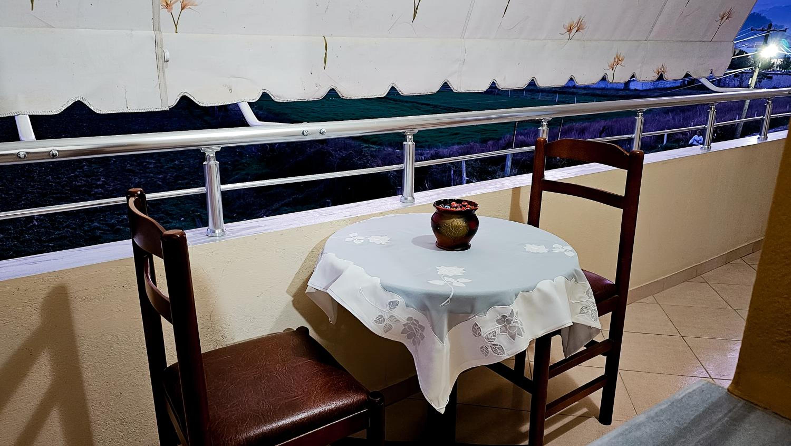 Guest House Edison