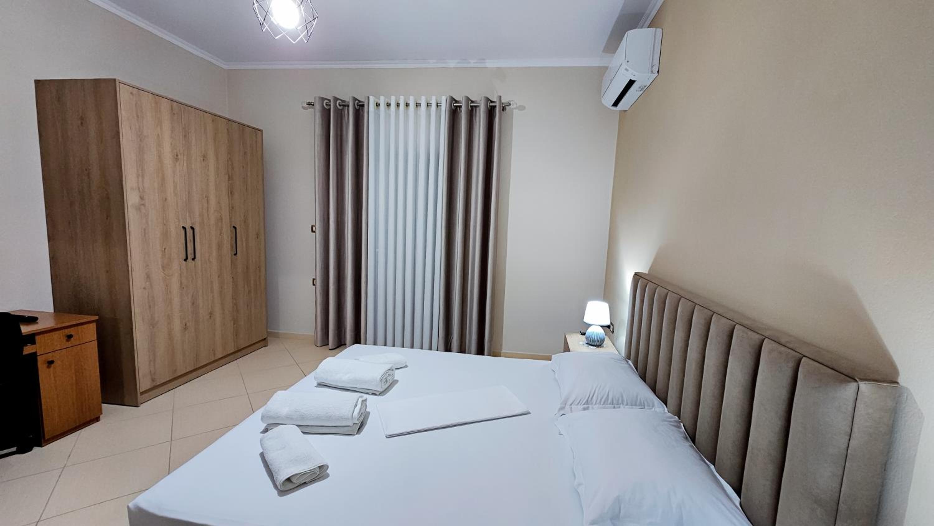 Guest House Edison