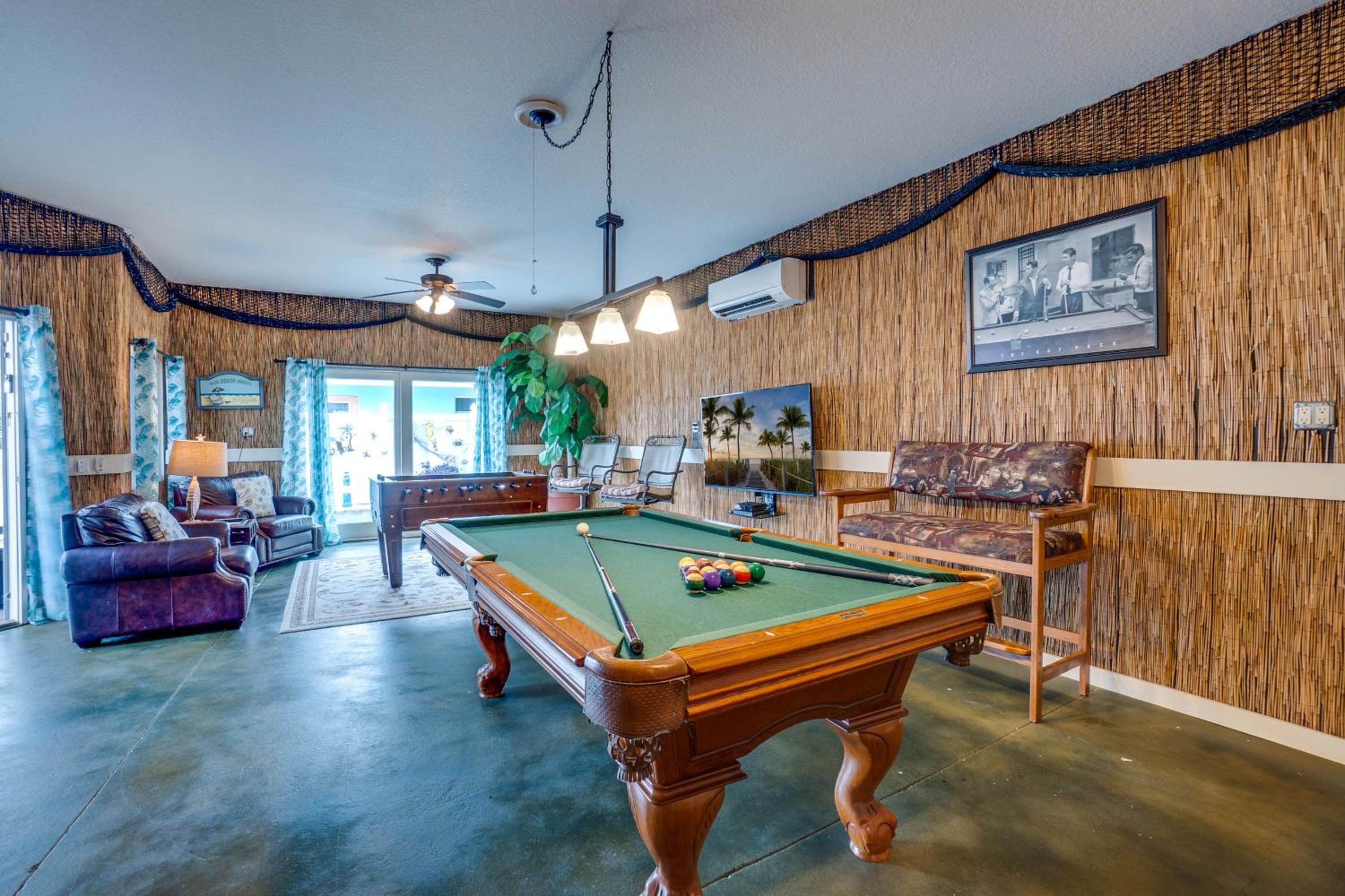 1 Min walk to Beach with Pool, Spa, and Elevator view 5