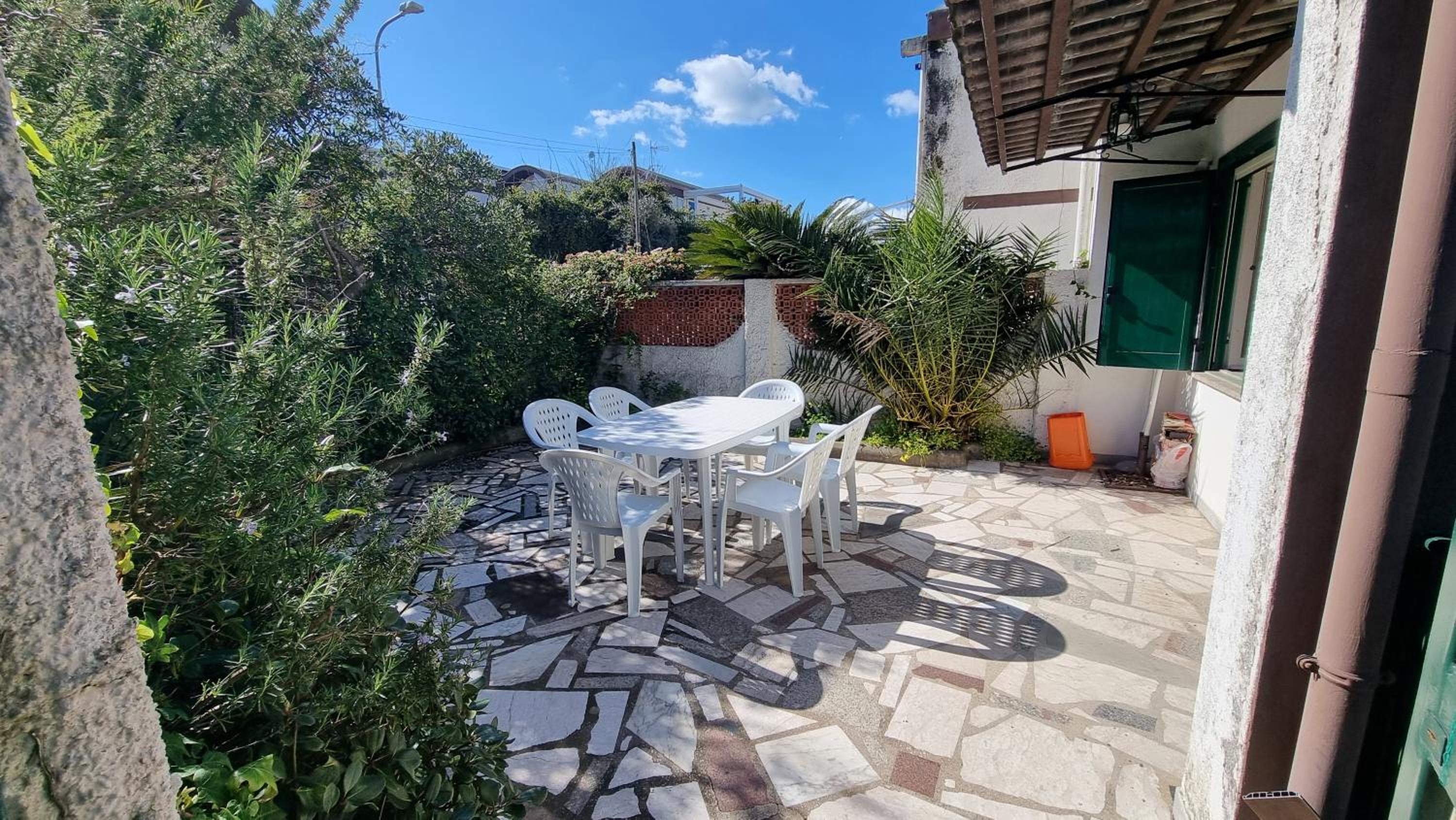 LA VILLA A 100 METRI DAL MARE BANDIERA BLU view 4