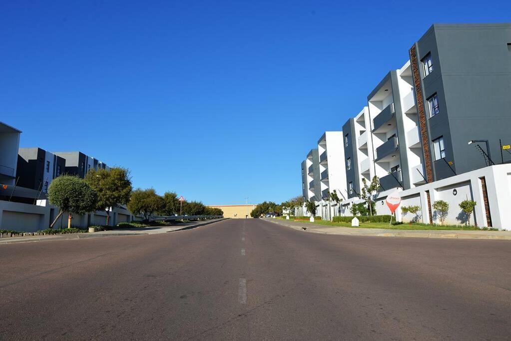 The Ellipse Palazzo Apartment