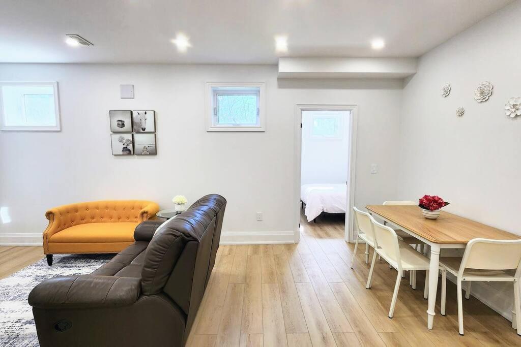 Serene High-celling Retreat - Property Image 6