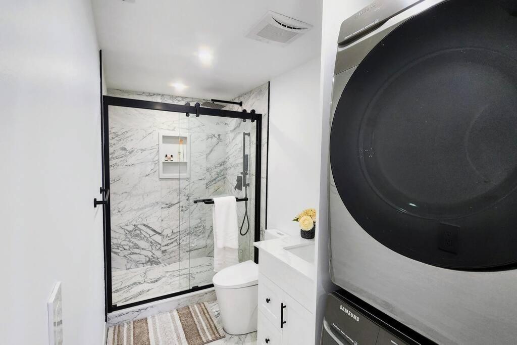 Serene High-celling Retreat - Property Image 7