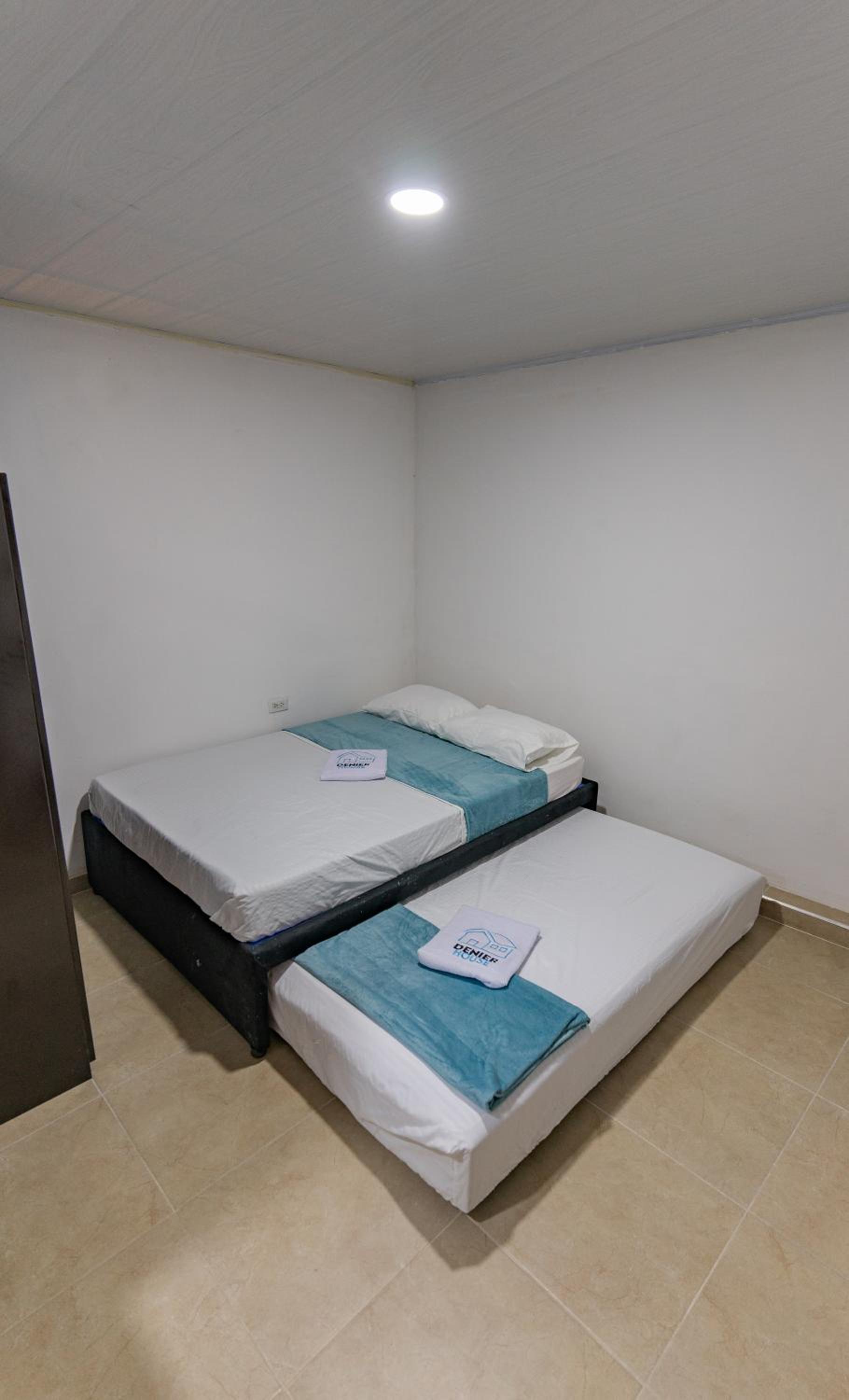 Denier House Guabinal - Cerca de Centros Comerciales