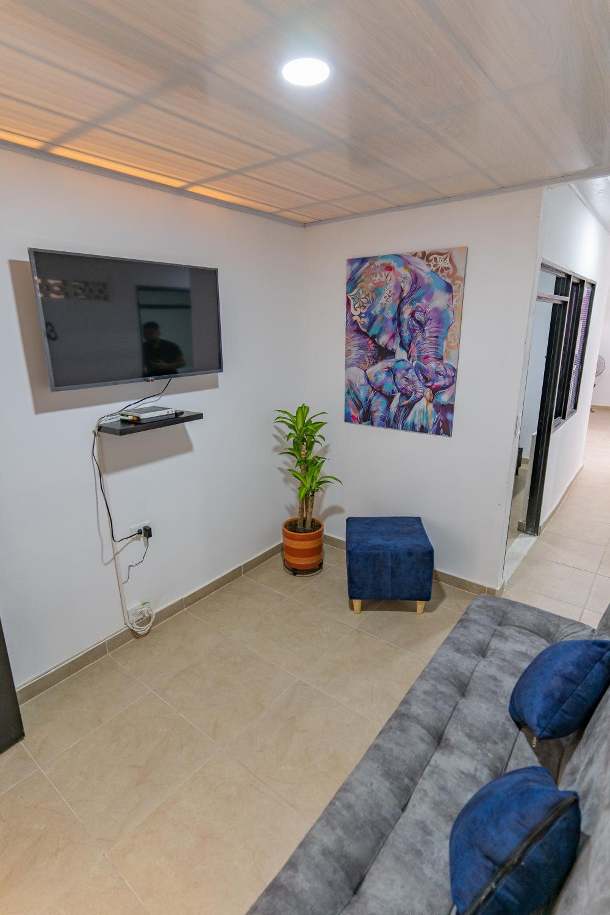 Denier House Guabinal - Cerca de Centros Comerciales