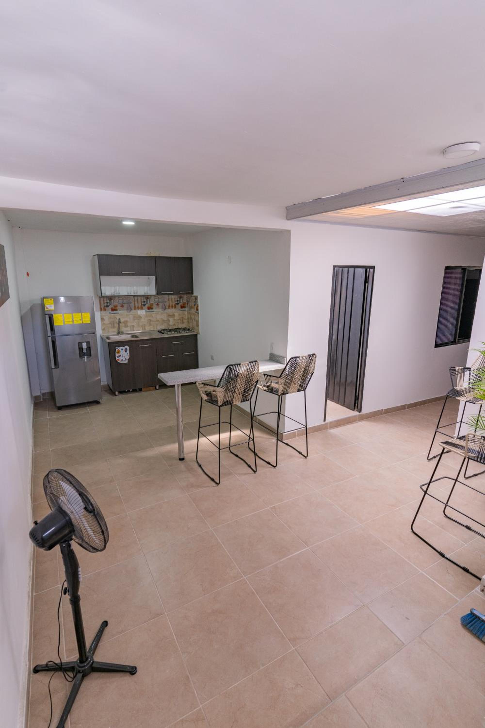 Denier House Guabinal - Cerca de Centros Comerciales