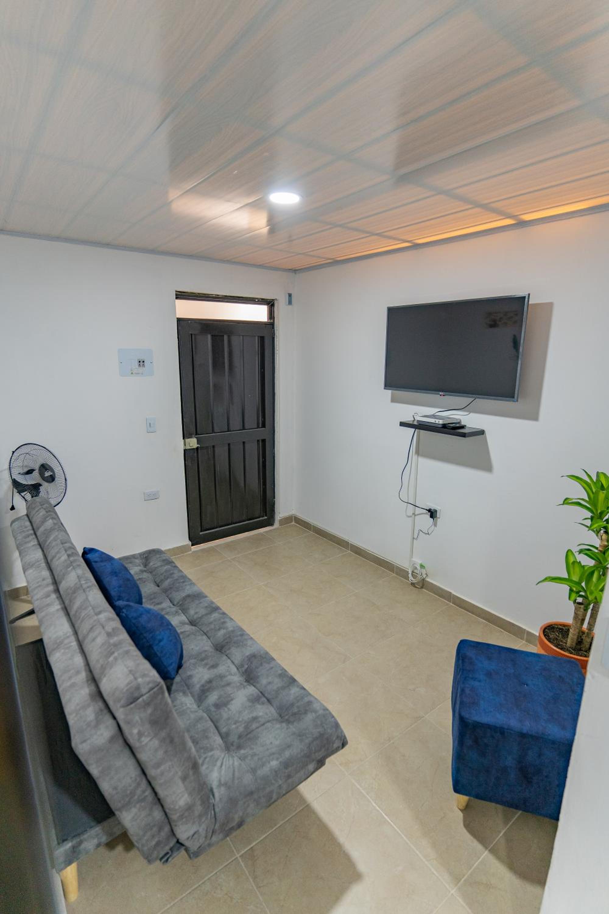 Denier House Guabinal - Cerca de Centros Comerciales