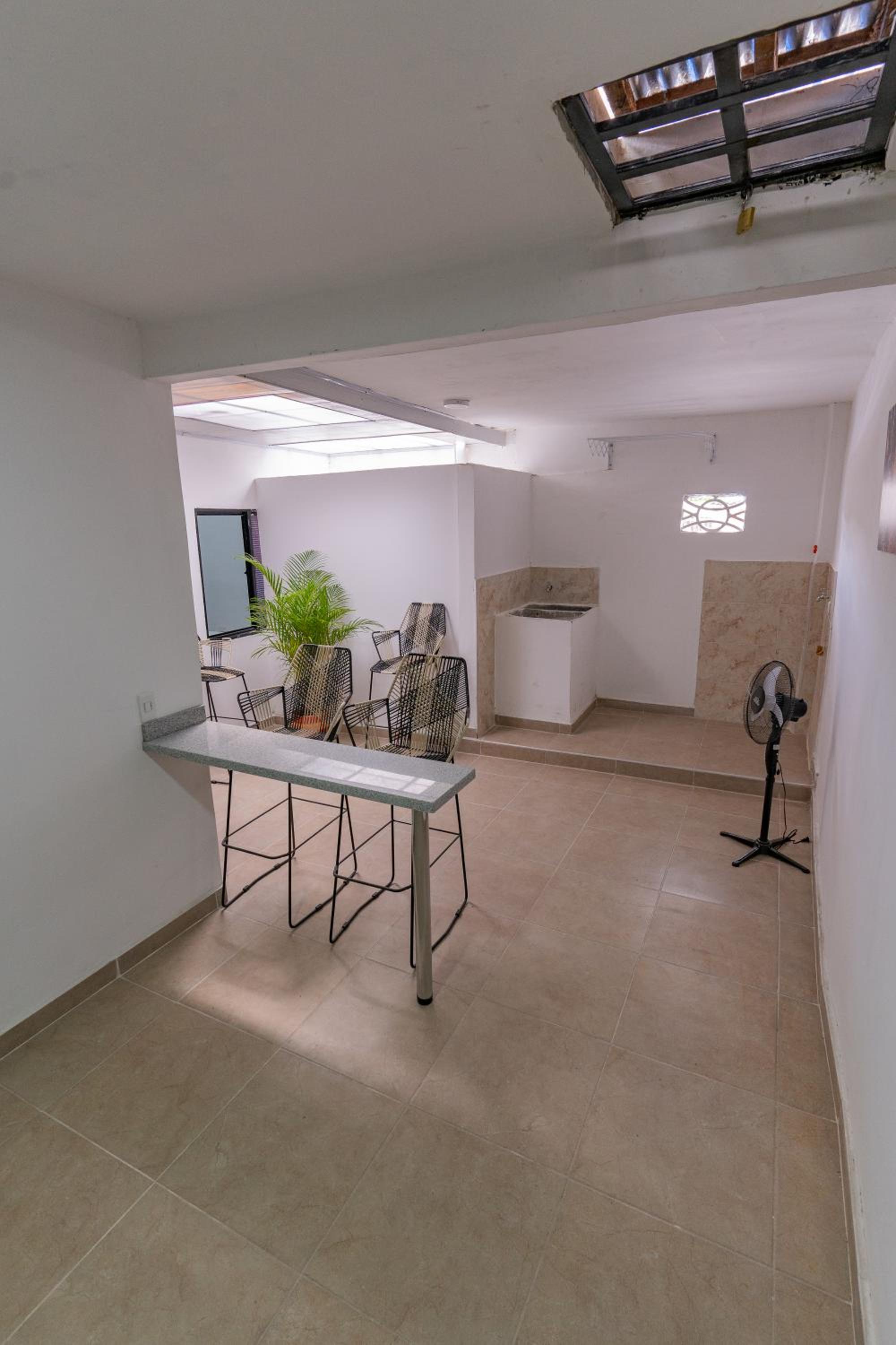 Denier House Guabinal - Cerca de Centros Comerciales