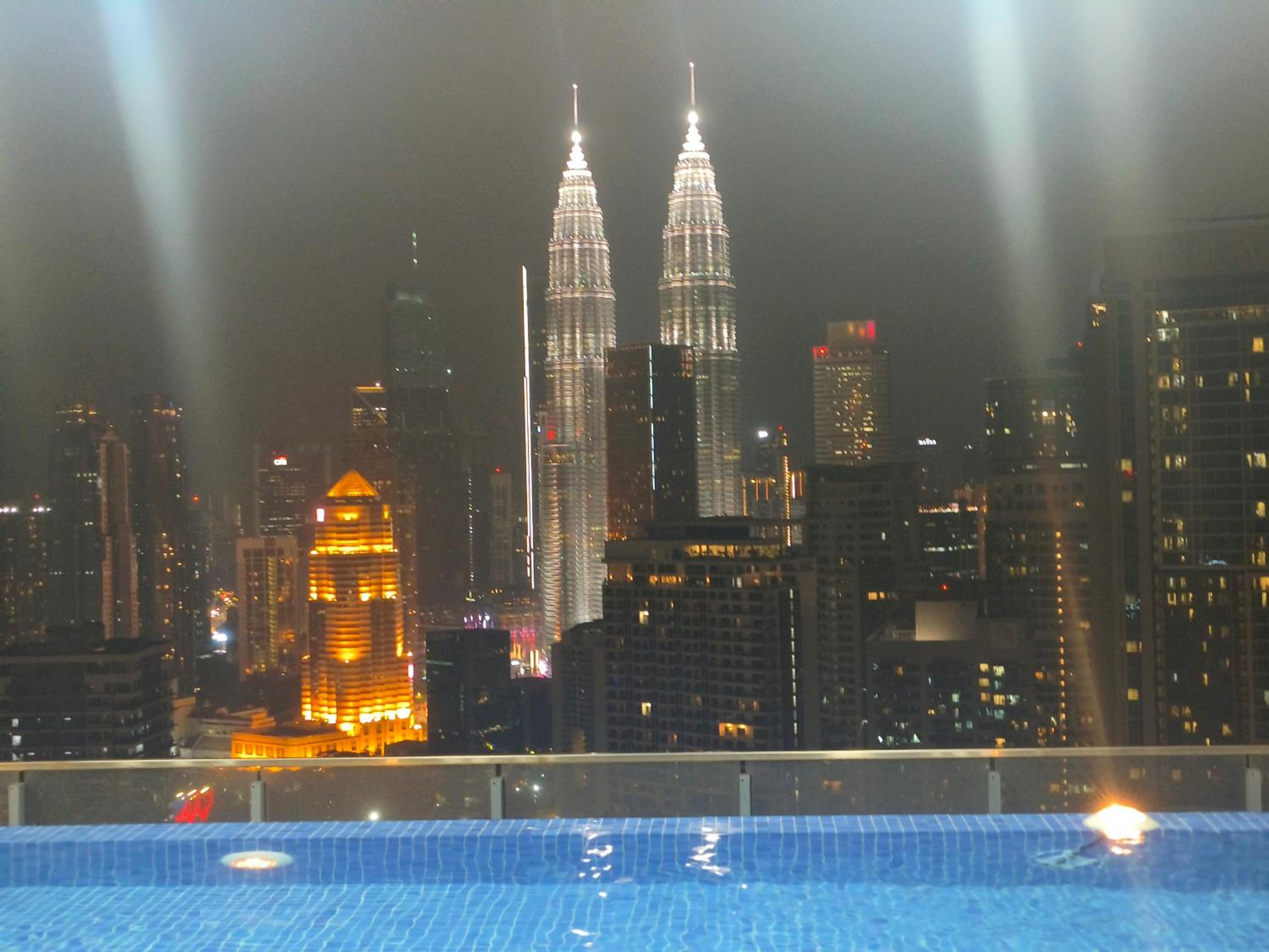 The colony Luxary Sweet home klcc