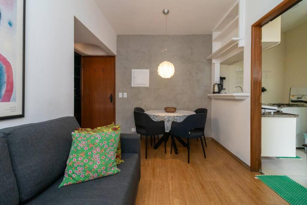 JD0121 I Apartmento proximo Ibirapuera Park and Paulista Av