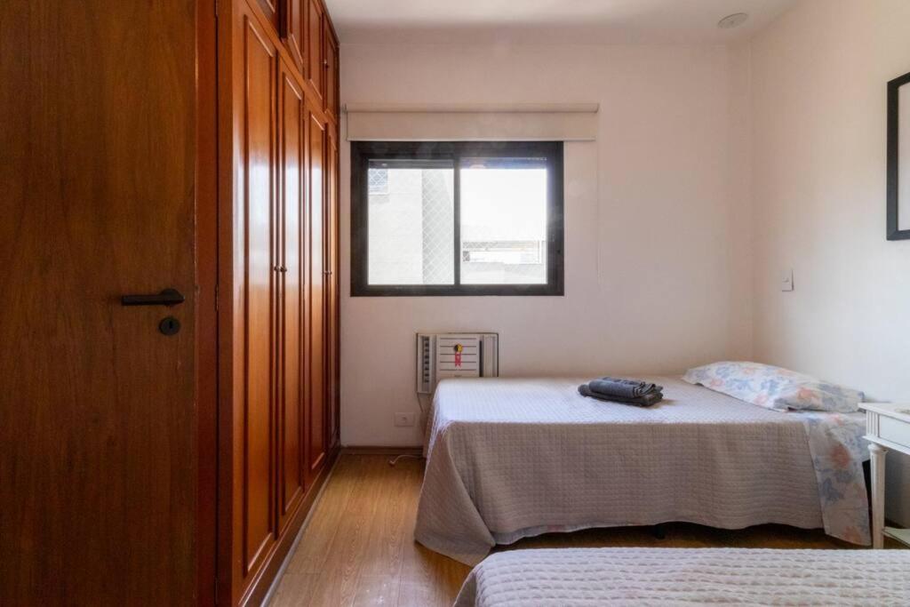 JD0121 I Apartmento proximo Ibirapuera Park and Paulista Av