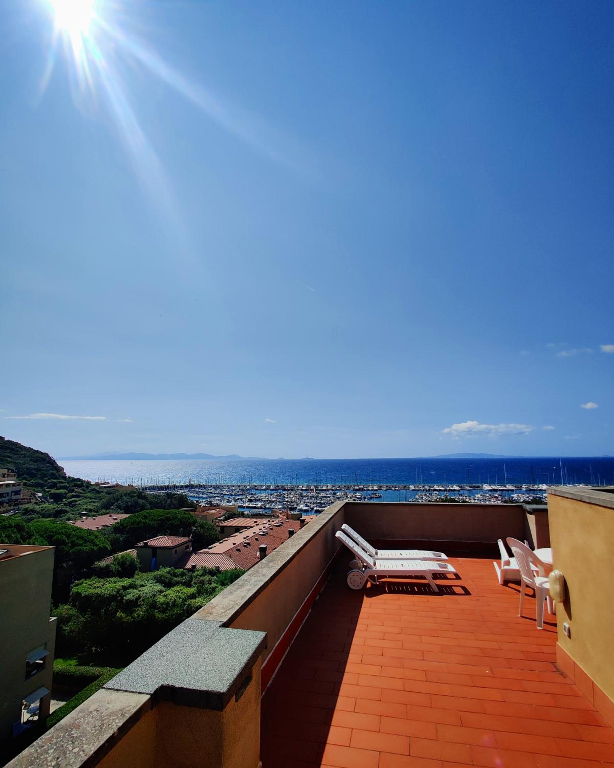Holiday Homes Marina apartments