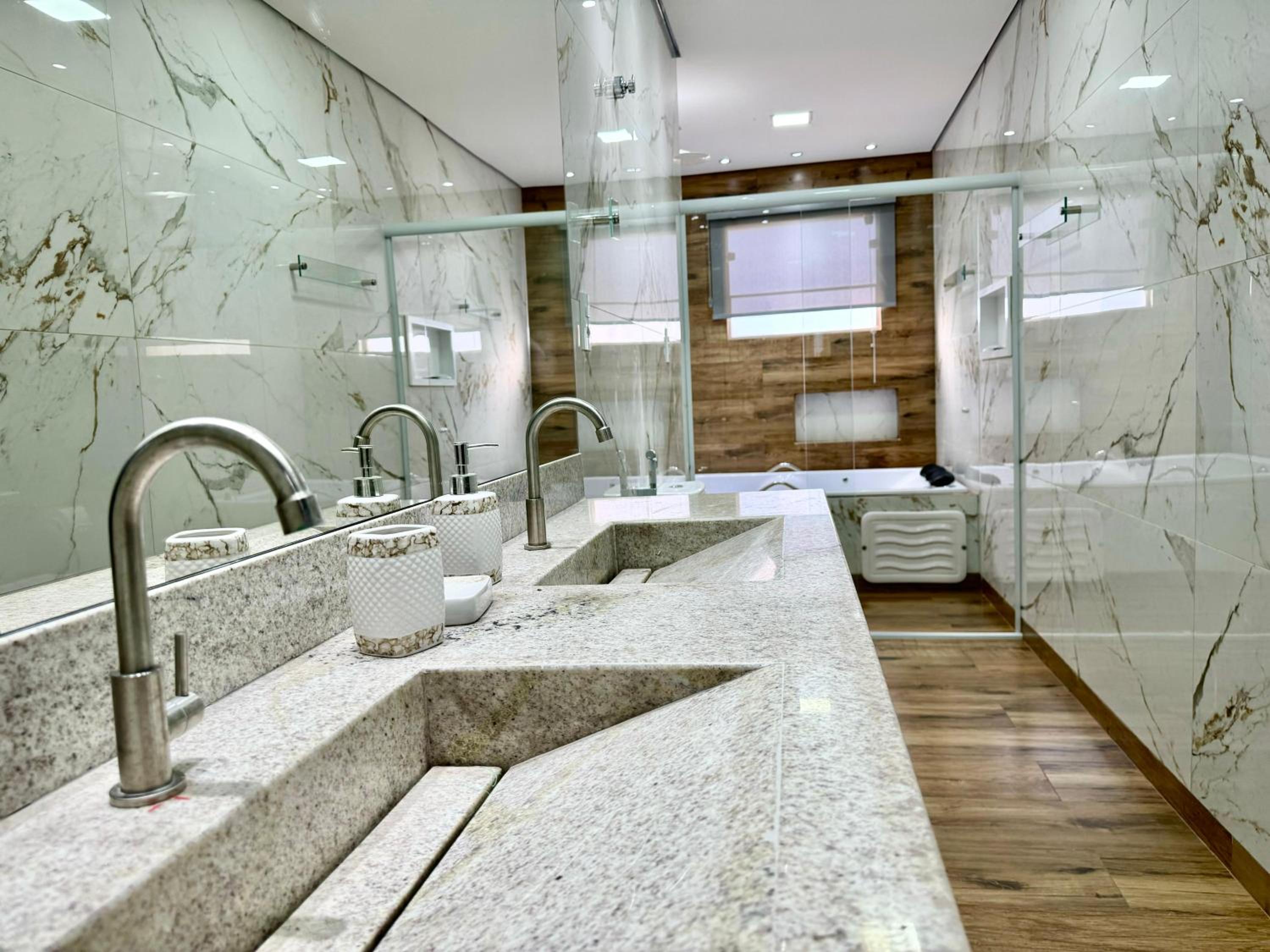 Apartamentos a 200m do centro - Hospedaria Villa da Pedra