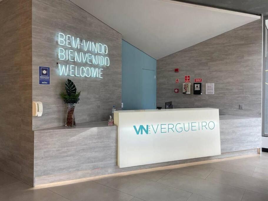 VE0907 I Studio Vergueiro - Proximo Paulista Av e Ibirapuera Park