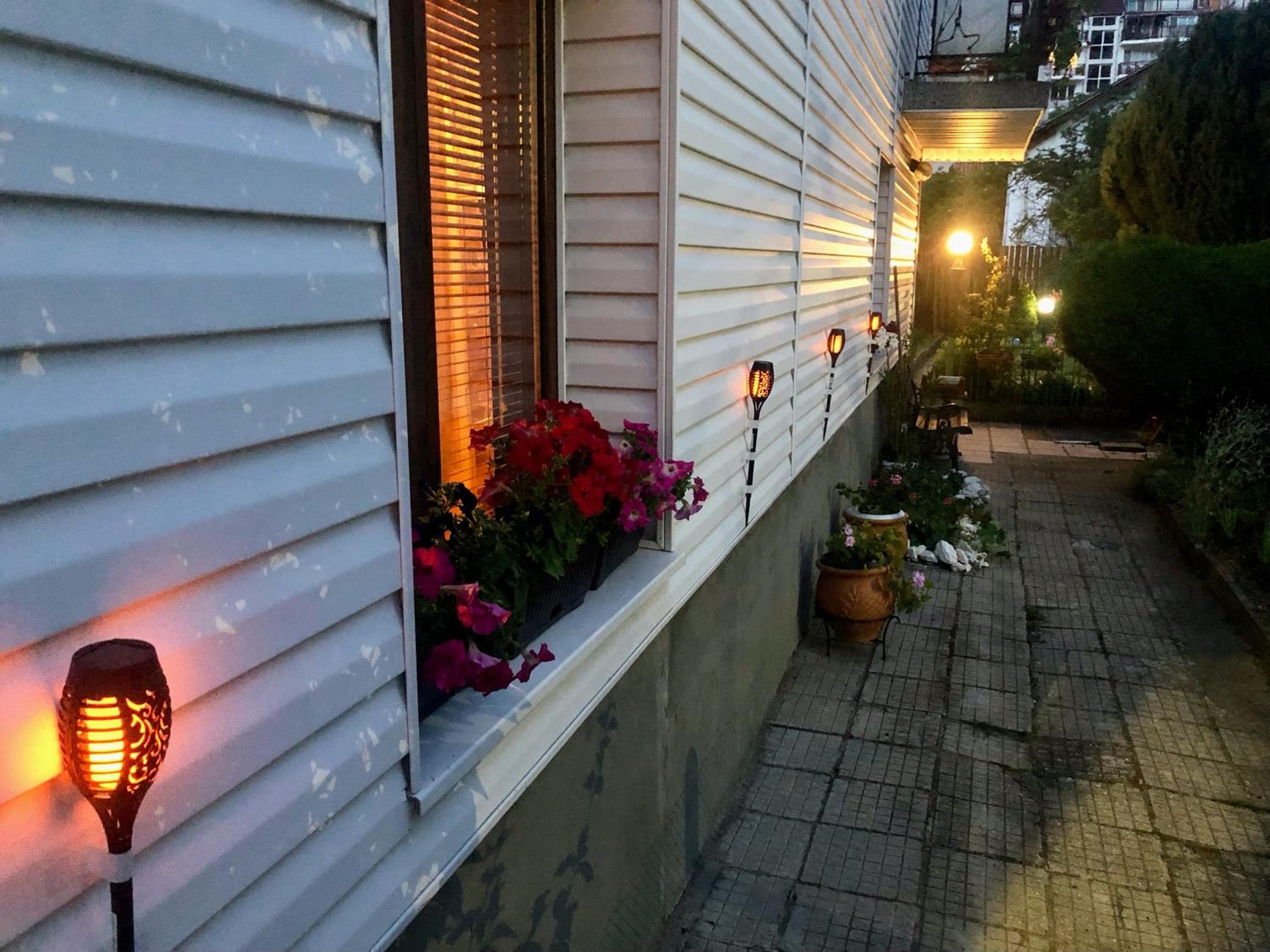 Cozy Guest House Niya , до Боровец , двор и барбекю