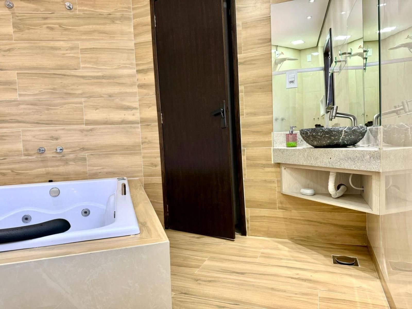 Apartamentos a 200m do centro - Hospedaria Villa da Pedra