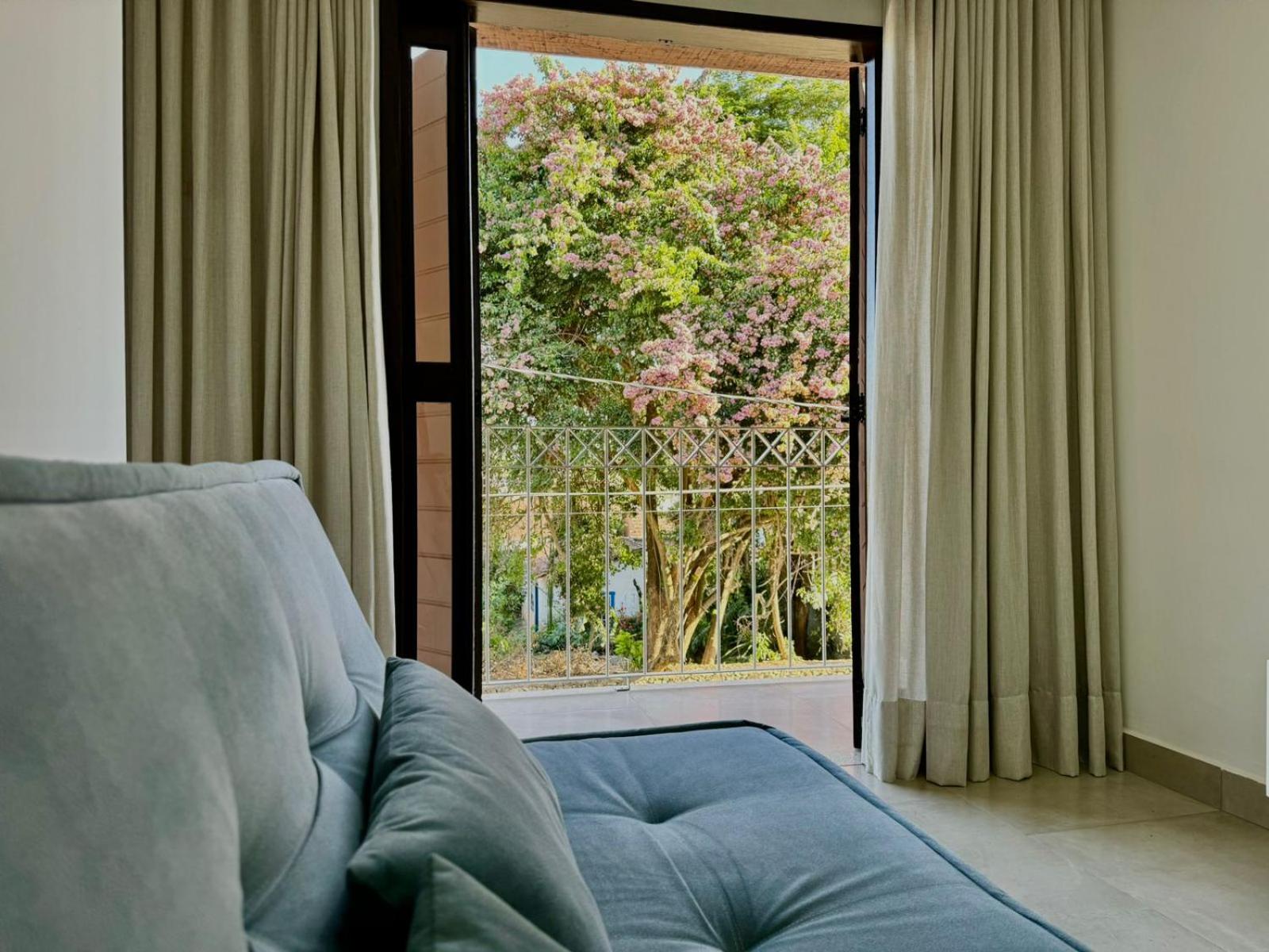 Apartamentos a 200m do centro - Hospedaria Villa da Pedra