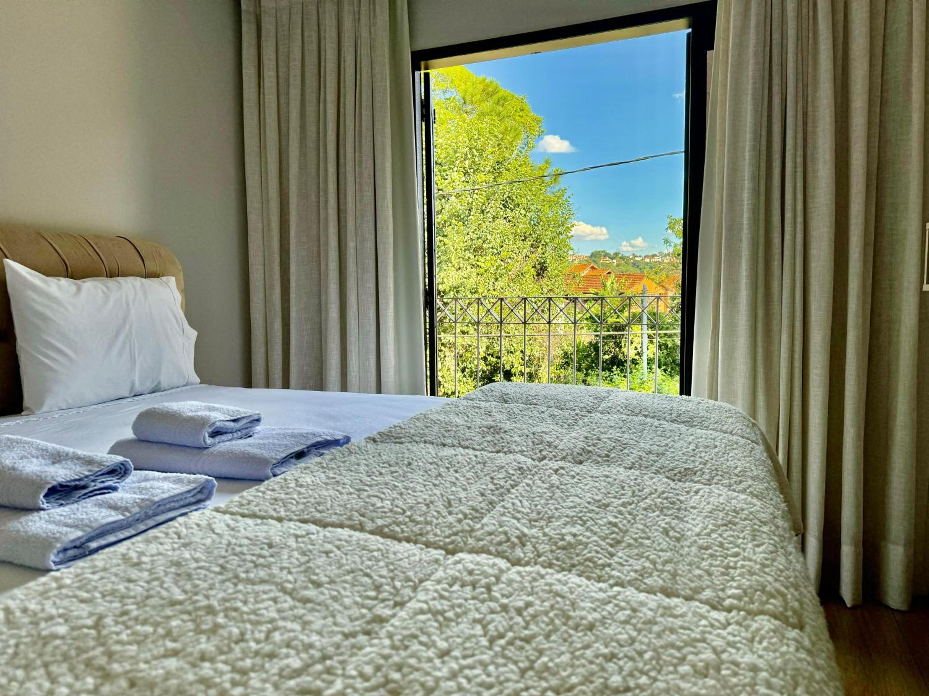 Apartamentos a 200m do centro - Hospedaria Villa da Pedra