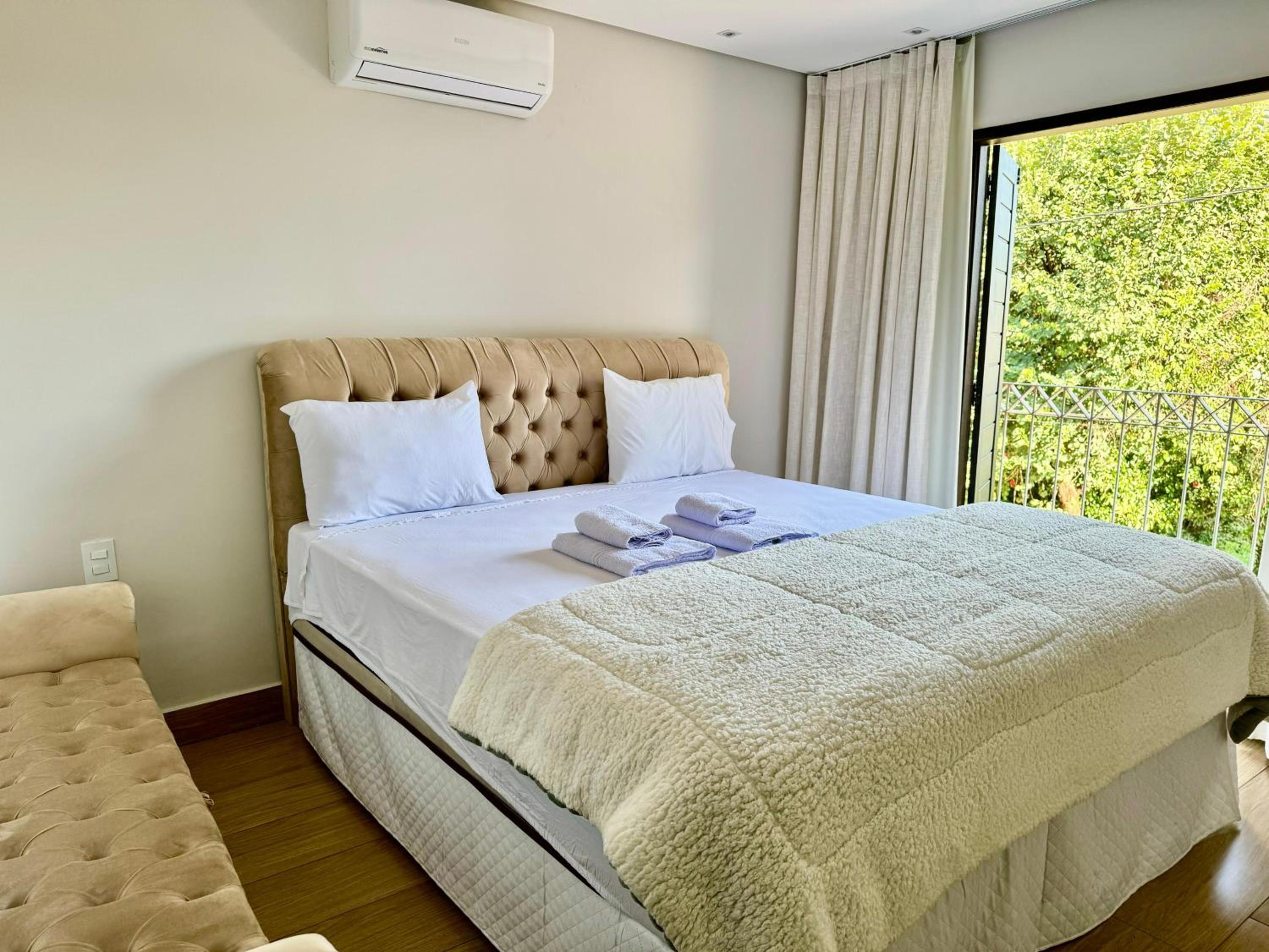 Apartamentos a 200m do centro - Hospedaria Villa da Pedra